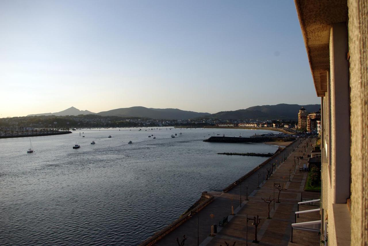 Apartamento Txingudi By Basquelidays Hondarribia Exterior foto