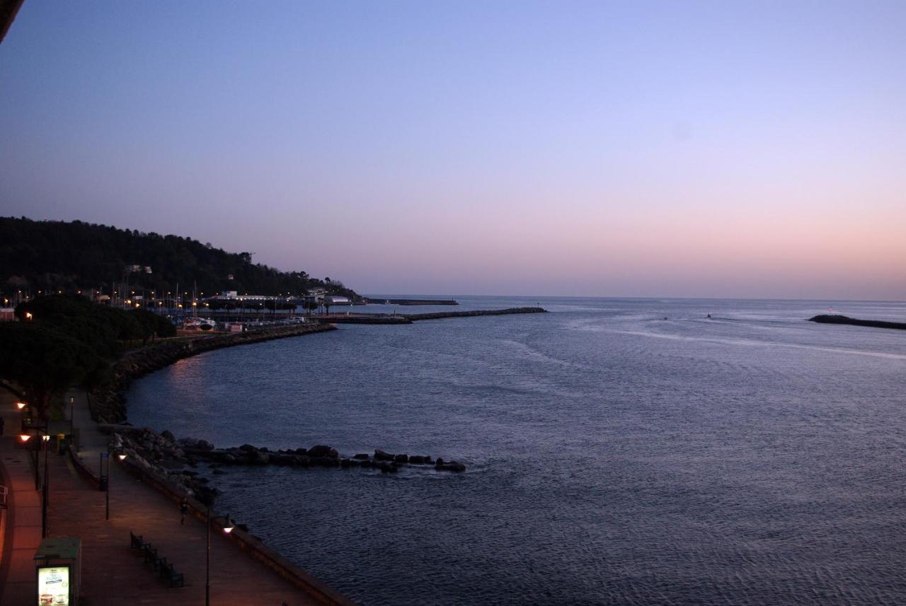Apartamento Txingudi By Basquelidays Hondarribia Exterior foto
